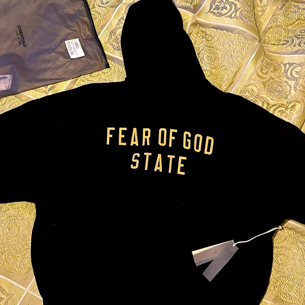 2024 Fear Of God ESSENTIALS Fleece Hoodie.  Extra Large